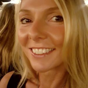 Meet your Posher, Sally